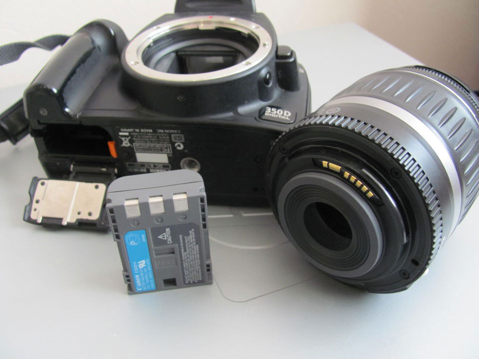 Err 60: An error occurred preventing shooting, the lens movement may be obstructed»: Перезагрузите фотоаппарат