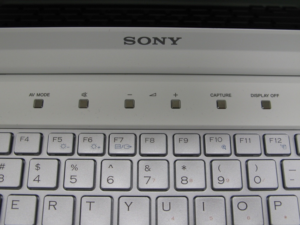 Sony VAIO CR: функциональные клавиши